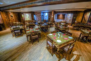 Hotel Holiday Resort - Image 2