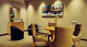 The Grand Palace Hotel - Image 4