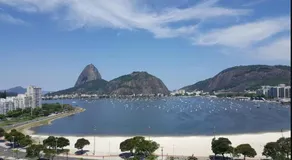 Hospedagem Confortável com Ar e Varanda no Centro da Lapa - Image 2