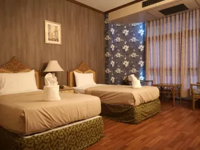 Lert Thani Hotel - Image 2