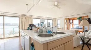 Hudson Riverfront Home - Image 4