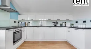 Stylish 1 Bed Apt , central , pkg, perfect for long stays - Image 3