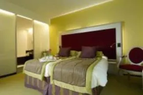 Le Chateau Des Thermes - Image 2