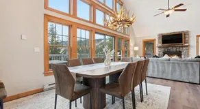 Luxury Poconos Chalet - 3 Mins to Camelback - Image 4
