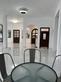Seaside Palace Hotel - Image 3