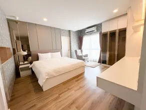 Villa Forest Twin House - Image 2