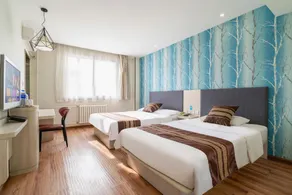 Kangaroo Hotel (Dalian Zhoushuizi Airport) - Image 2