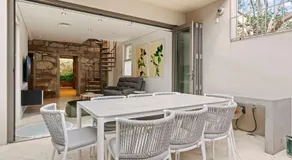 Panorama Firework View - Classic 4-Level Terrace Style Living in Kirribilli !!! - Image 4