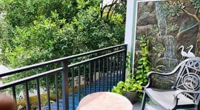 Era Holiday House - Image 3
