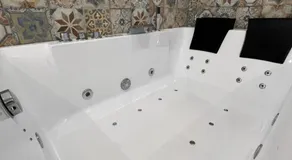GianLuis Luxury Suites - Image 5