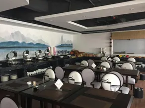 Yi Jing Jiang Nan Garden Hotel (Ningdu Xinzhuang Yongning) - Image 2