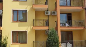 Guest House Kremena suites in Sv Vlas with swimming pool - Image 4