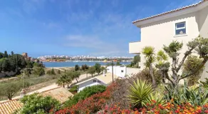 Luxury Townhouse n10 - Front-line Sea views - Image 3