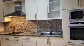 Apartamento con jardin - Image 4