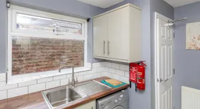 Middlesbrough Town Centre Double Private Rooms - Image 5