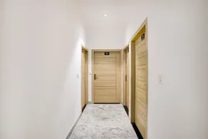 Super Townhouse by OYO Mohali Bus Terminal Formerly Hotel HM Crystal - Image 3