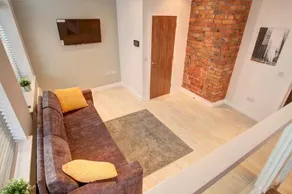 Piccadilly Suites - Image 1