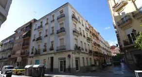 Junto al Mercado de Ruzafa - Image 3