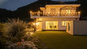Yeosu La Rosa Private Pool Villa Pension - Image 3