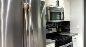 Spacious 3BR Home Fast Wifi 7 min From Downtown - Image 5