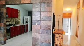 Lujoso y Amplio Loft con alberca climatizada! Amplia y elegante cama para alberca, Cuernavaca somos los únicos en ofrecerte 2 jacuzzis premium con agua caliente y sistema de hidromasaje tipo Spa, terraza panorámica con asador de carbon y mas amenidades! - Image 2