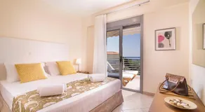 Allea Hotel and Apartments - Image 2