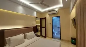 Resort Beach View - Image 4