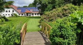 Emily's Garden - Image 3