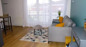 Appartement tout équipé avec piscine proche Stade OL et EUREXPO - Image 2