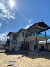 Che Beach House - Image 5