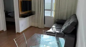 Apartamento moderno, completo e ótima localização - Image 2