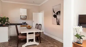 Devereux Lodge - Image 3