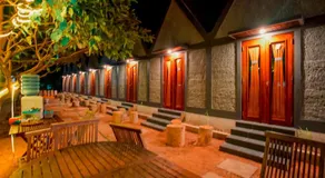 E2 GUEST HOUSE - Image 3