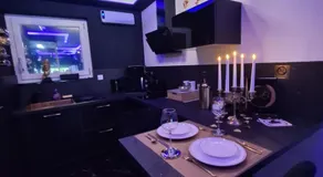 love room mes petits secrets miniac morvan avec jacuzzi privatif - Image 3