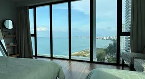 SUNRISE Gurney Seaview Luxury Duplex - Image 3