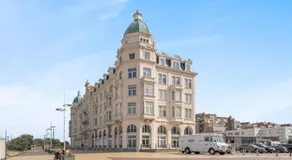 Residence Palace Style app in a unique building - Image 2