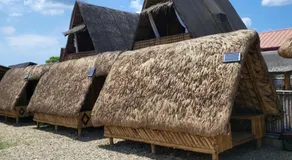 Calatagan's Bahay Kubo - with Beach Access - Image 4