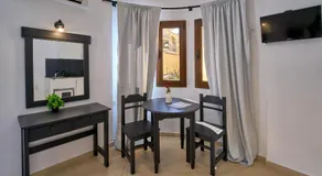 Sifakis House - Image 5