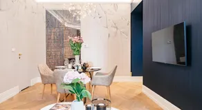 Tyzenhauz Apartments Superior - Image 2