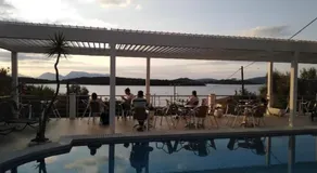 oasis boutique hotel - Image 5