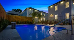 Hosteeva Modern Condo Near Magazine St & Close to FQ - Image 3