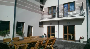 Hotel E7 - Image 2