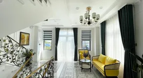 Paris Hotel & Cafe - Image 3