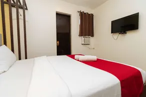OYO 637 Fox Hotel (Quarantine Hotel) - Image 2