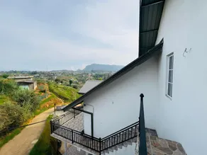 Hilltop Cottage - Image 5