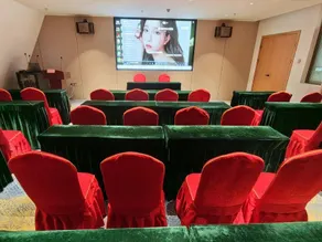 Jingfeng Hotel - Image 4