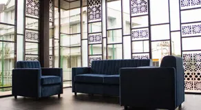 THE RUNWAY HOTEL - Image 4