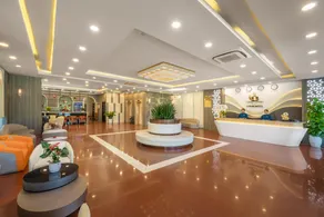 Lunar Hotel Da Nang - Image 5