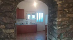 Antonia's Rustic Retreat - Image 5