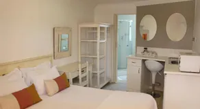 Golden Key Guesthouse - Image 2